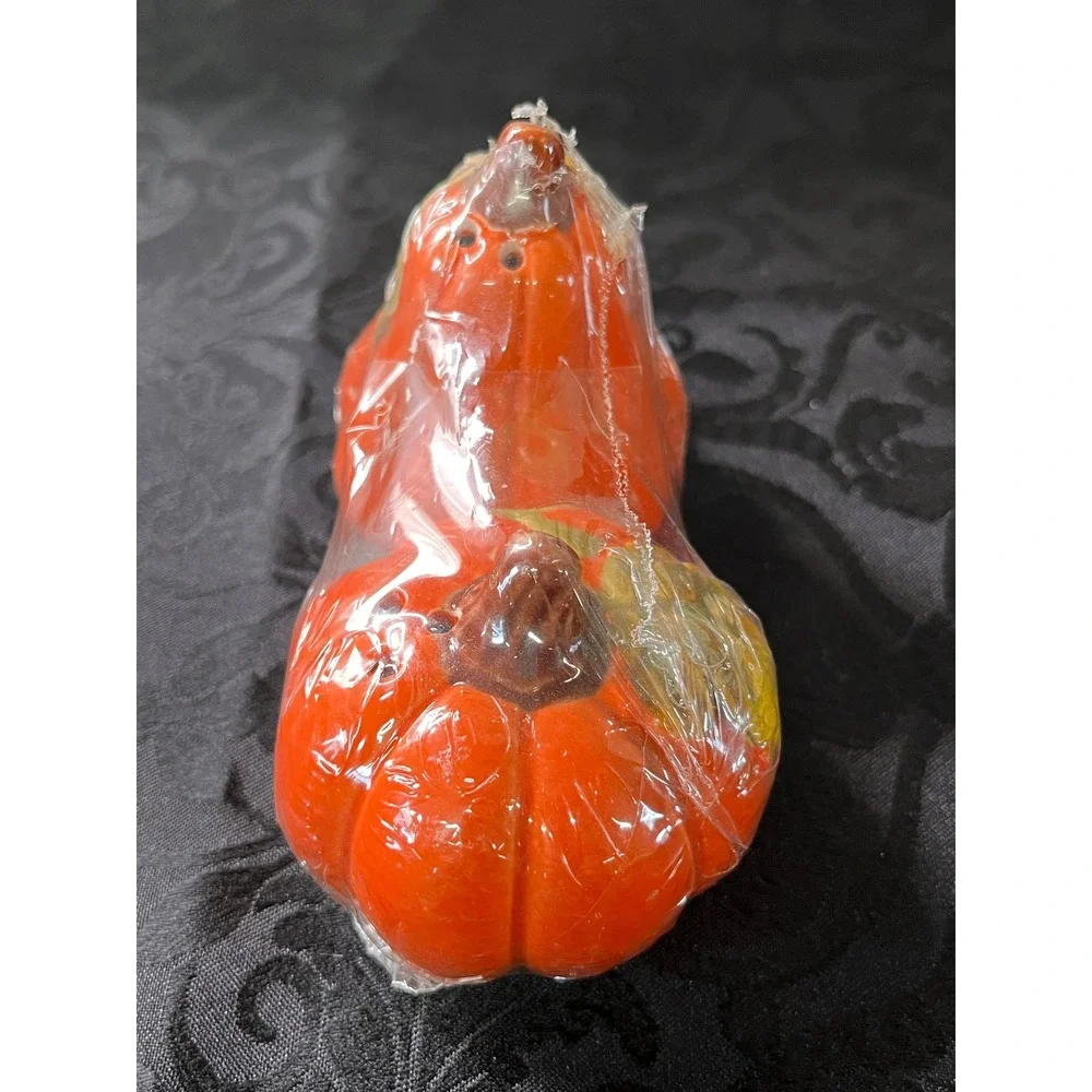 Unbranded ceramic salt